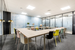 B'CoWorker, coworking, Élancourt, Yvelines, salle de réunion