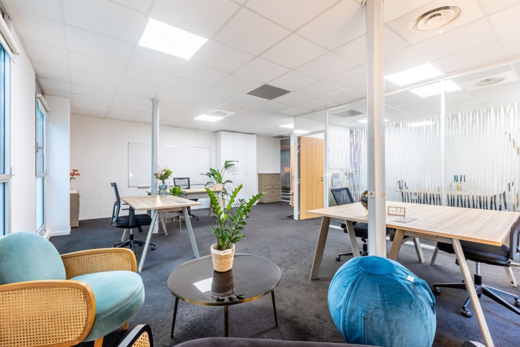Bureau partagés au B'CoWorker Nantes Chantrerie - espace de coworking