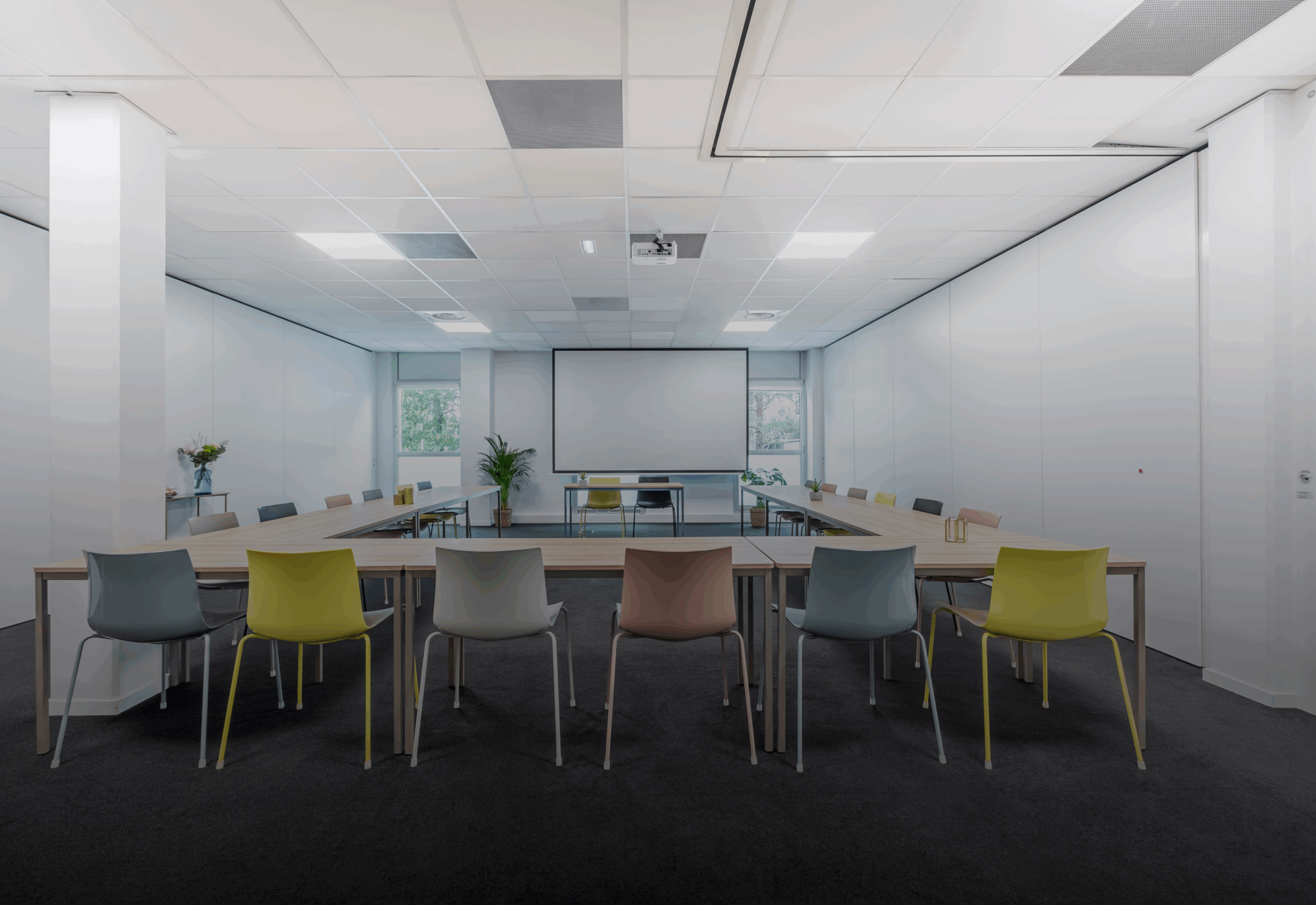 B'CoWorker Nantes - espace de coworking - salle de reunion
