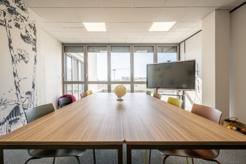 _NKP9332-HDR Bcoworker_coworking_SDR_Nancy