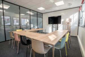 BCoWorker - Photos St Priest - salle de reunion -coworking